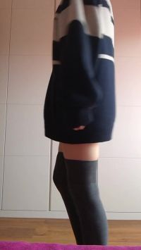 Who Likes Knee Socks?