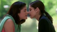 Sarah Michelle Gellar & Selma Blair In "Cruel Intentions"