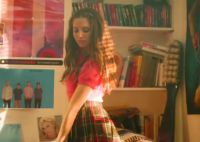 Alison Brie's Ass In This Hot Skirt