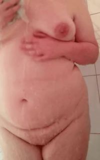 I Love Watching The Hot Water Drip Off Of My Body