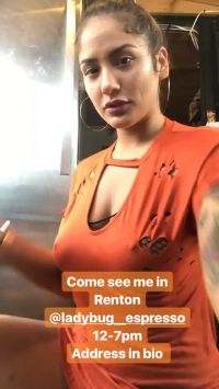 Shaking Her Ass