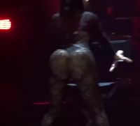 Nicki Minaj Shaking Ass At A Concert