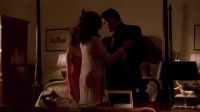 Elizabeth Carlisle And An Extra Showing Some Nice Plot To Detective McNulty In The Wire Season 2.