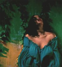 Rihanna – Wild Thoughts