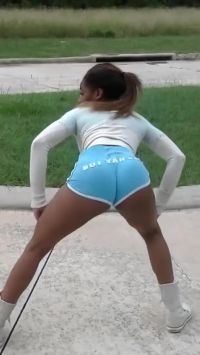 "Hella Cake On Slim Girl"