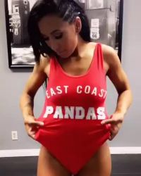 Amia Miley Gif