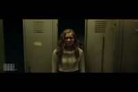 Haley Lu Richardson's Bra Plot In Split