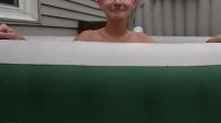 Hot Tub Un