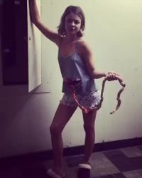 Sarah Hyland In Halloween FX