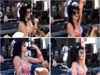 Katy Perry – Bouncing