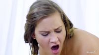 Naomi's O Face