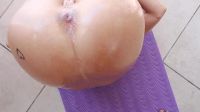 Squirting Oil Rom My Ass To Lube For Daddy