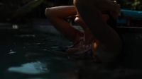 Viki Odintcova's wet armpits