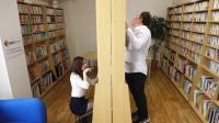 Aki Sasaki – Sexy Teacher Seduces A Student While Her Oblivious Fiance Is In The Room