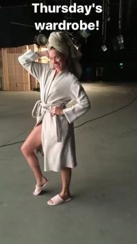 Shantel VanSanten on the set of Shooter