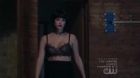 Lili Reinhart Walking In A Bra