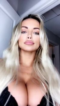 Bouncing Her Boobies