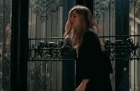 Jennifer Aniston's Plot Poking Through In The Switch