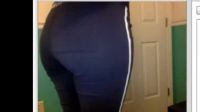 She Shows Me Her Curves