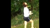 Reveals Her Friend Is Going Commando