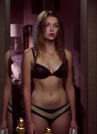 Lili Simmons – Banshee