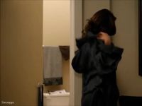 Alana De La Garza