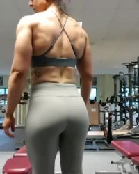 Rebecca Caydas IG: Rebeccalovesfitness