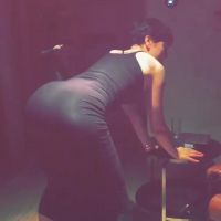 Jessie J Twerking Her Ass To The Camera.