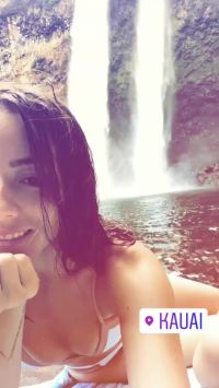 Chloe Bennet Gif