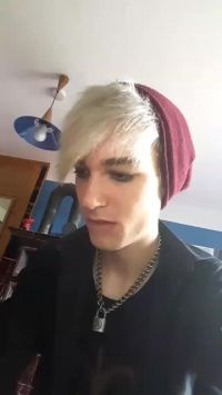 Not Sure If Guy's Lipbites Are Also Wanted ?