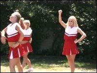 Sexy Cheerleaders